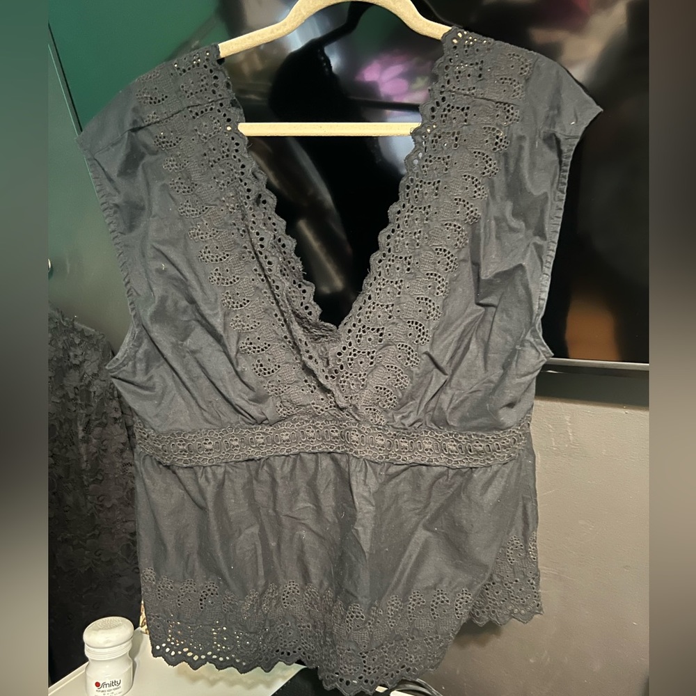 Black summer sleeveless shirt